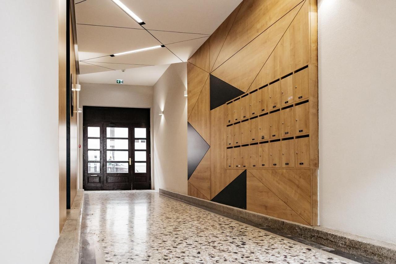 Woody - Comfy Apartment In Siska Ljubljana Exterior photo