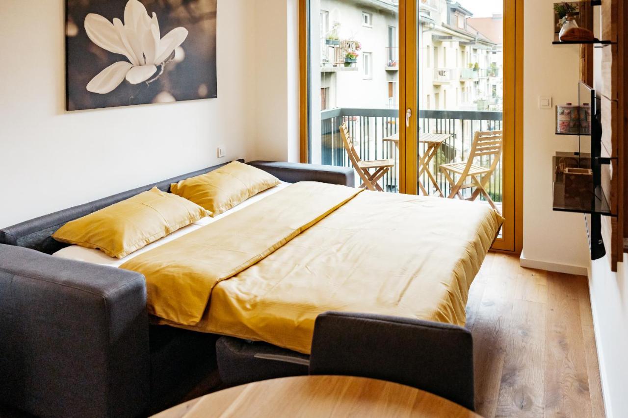 Woody - Comfy Apartment In Siska Ljubljana Exterior photo