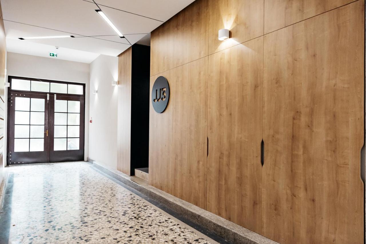 Woody - Comfy Apartment In Siska Ljubljana Exterior photo
