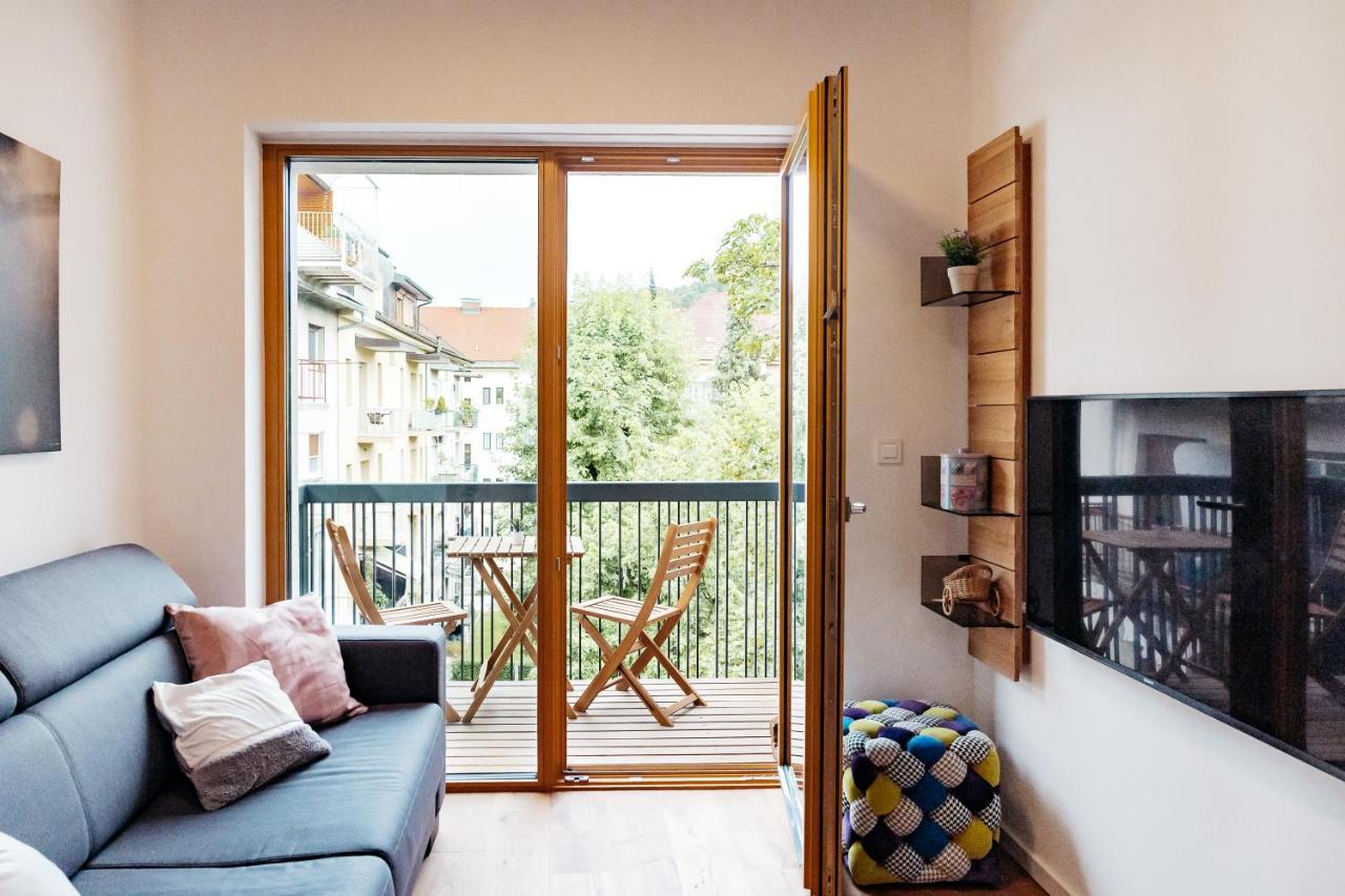 Woody - Comfy Apartment In Siska Ljubljana Exterior photo